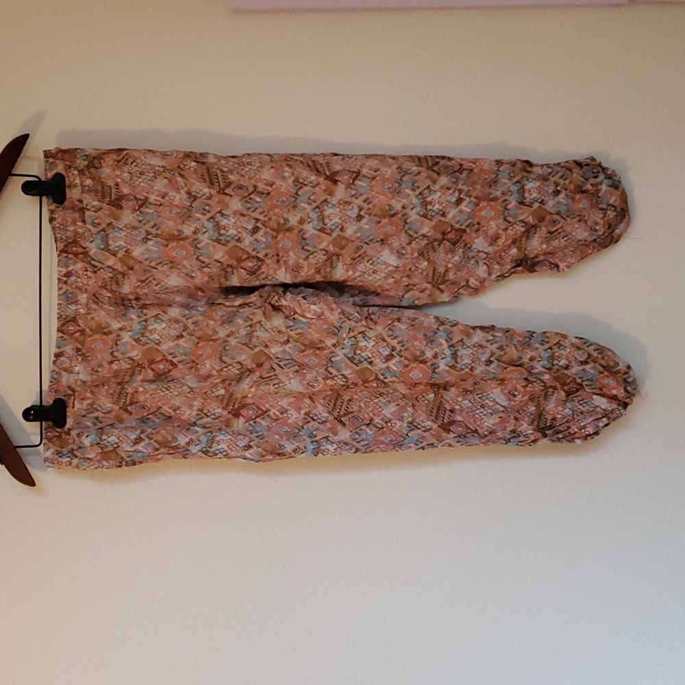 American Rag Capris - Picture 4 of 15